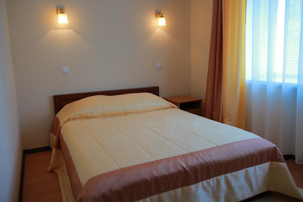 Energiya Hotel Brest Room photo